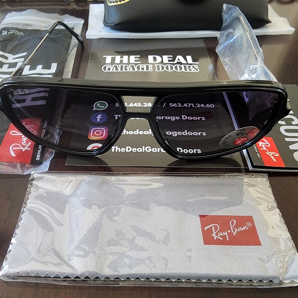 Sunglasses - Picture 3 of 5